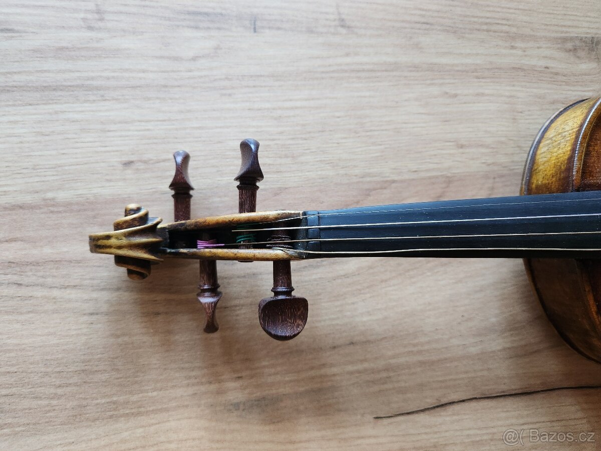 Staré housle - 6
