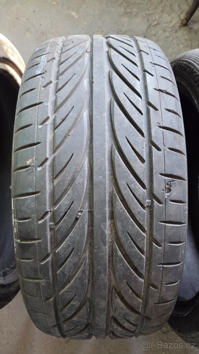 Hankook 225/40r18 - 6