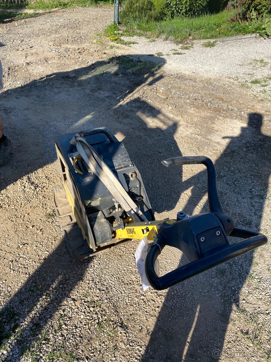 Vibrační deska 200 kg BOMAG motor Honda - 6