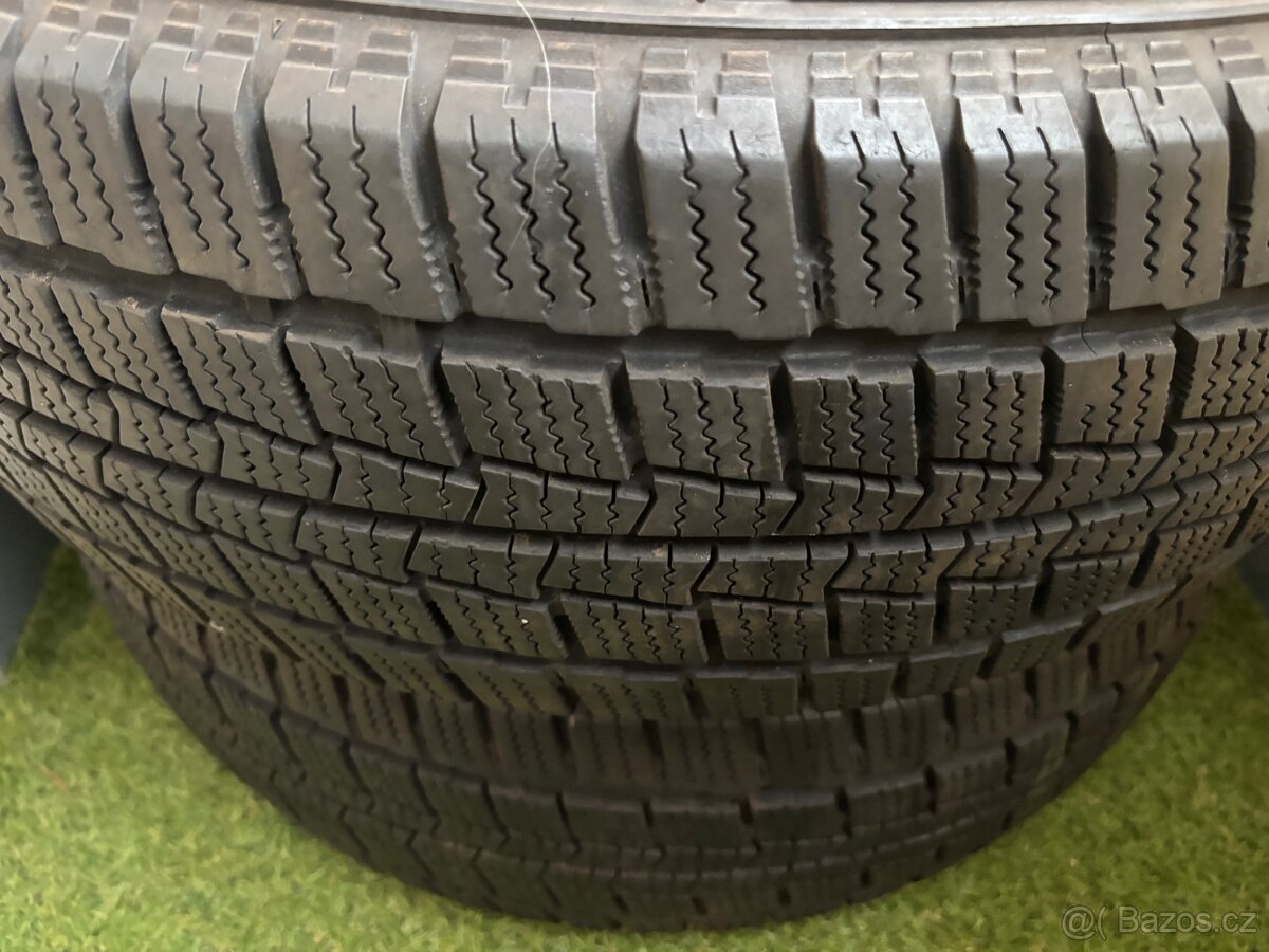 Zimní gumy 215/60R17C - 6