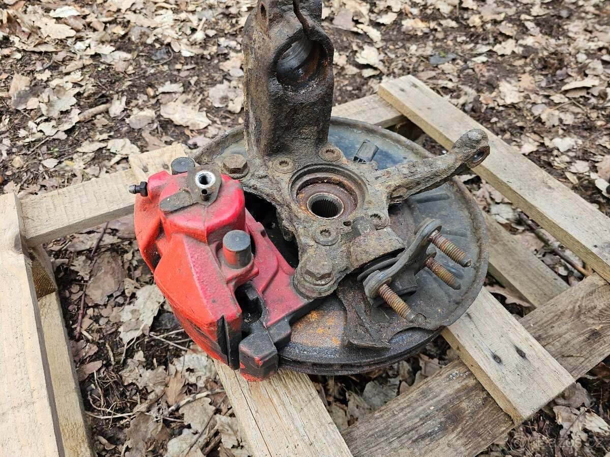 Pravá těhlice - Škoda Octavia II - 6