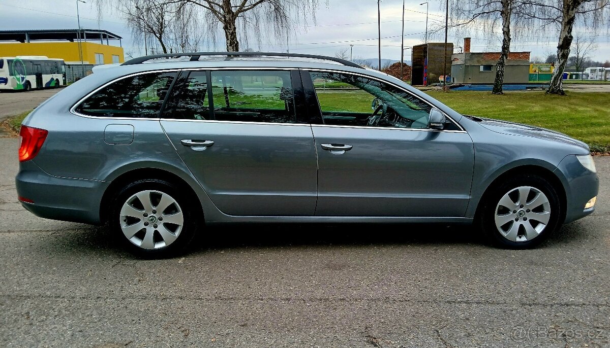 Superb Combi 2.0 tdi 110 000 Km - 6