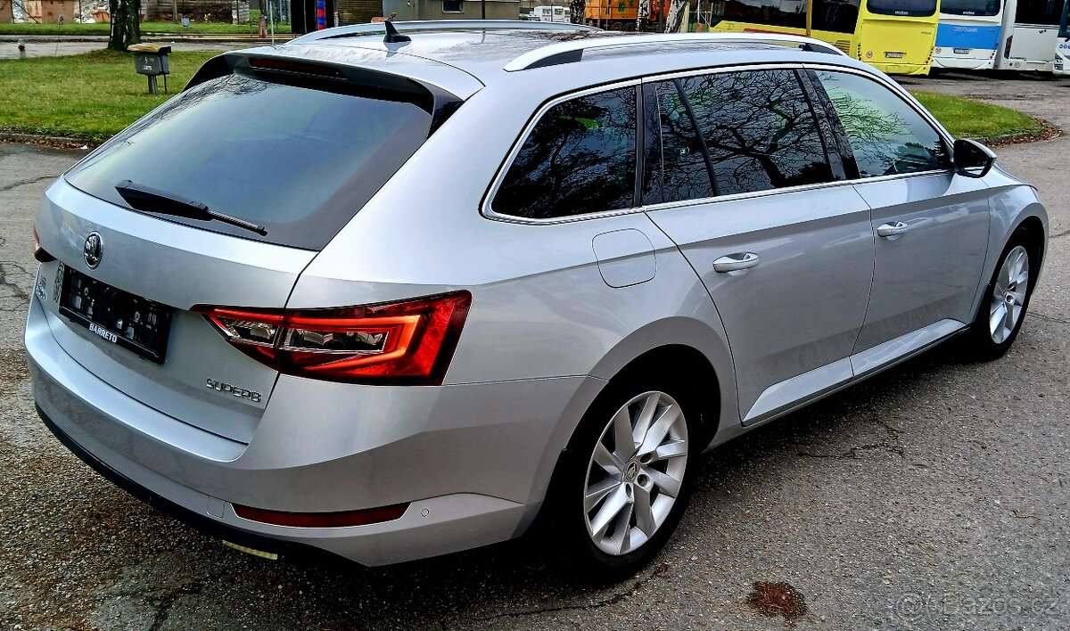 Superb Combi III, 2.0 Tdi STYLE. - 6