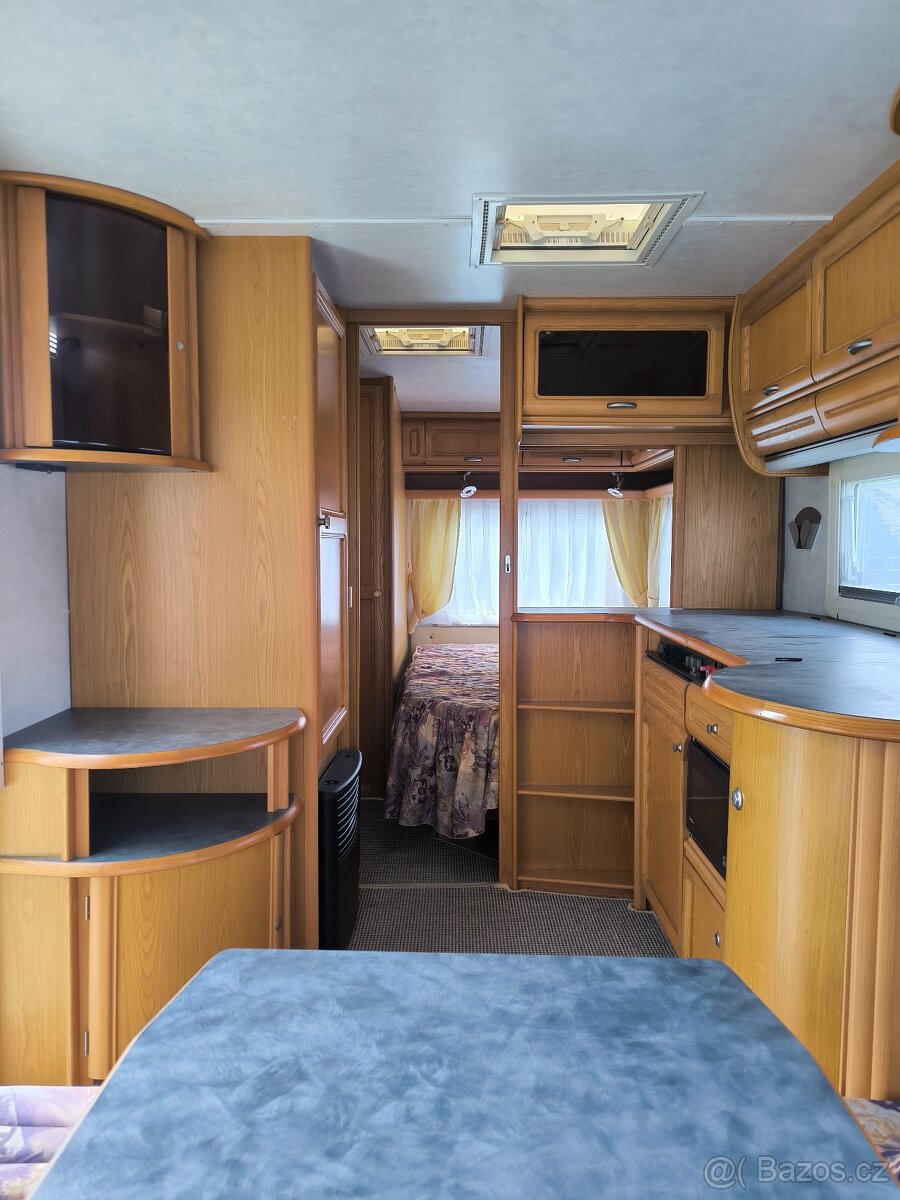 Karavan Tabbert Comtesse - německá kvalita, francouzs postel - 6