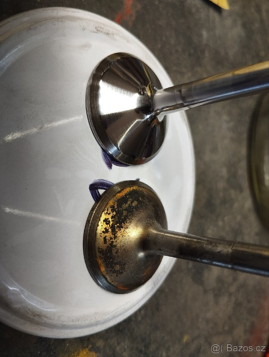 Hlava B5244T Volvo 2.4t - 6