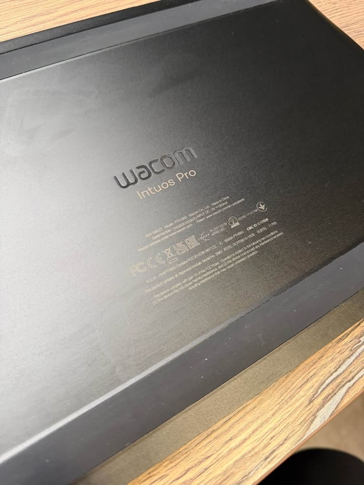 grafický tablet Wacom Intuos Pro M (PTH-660) - 6