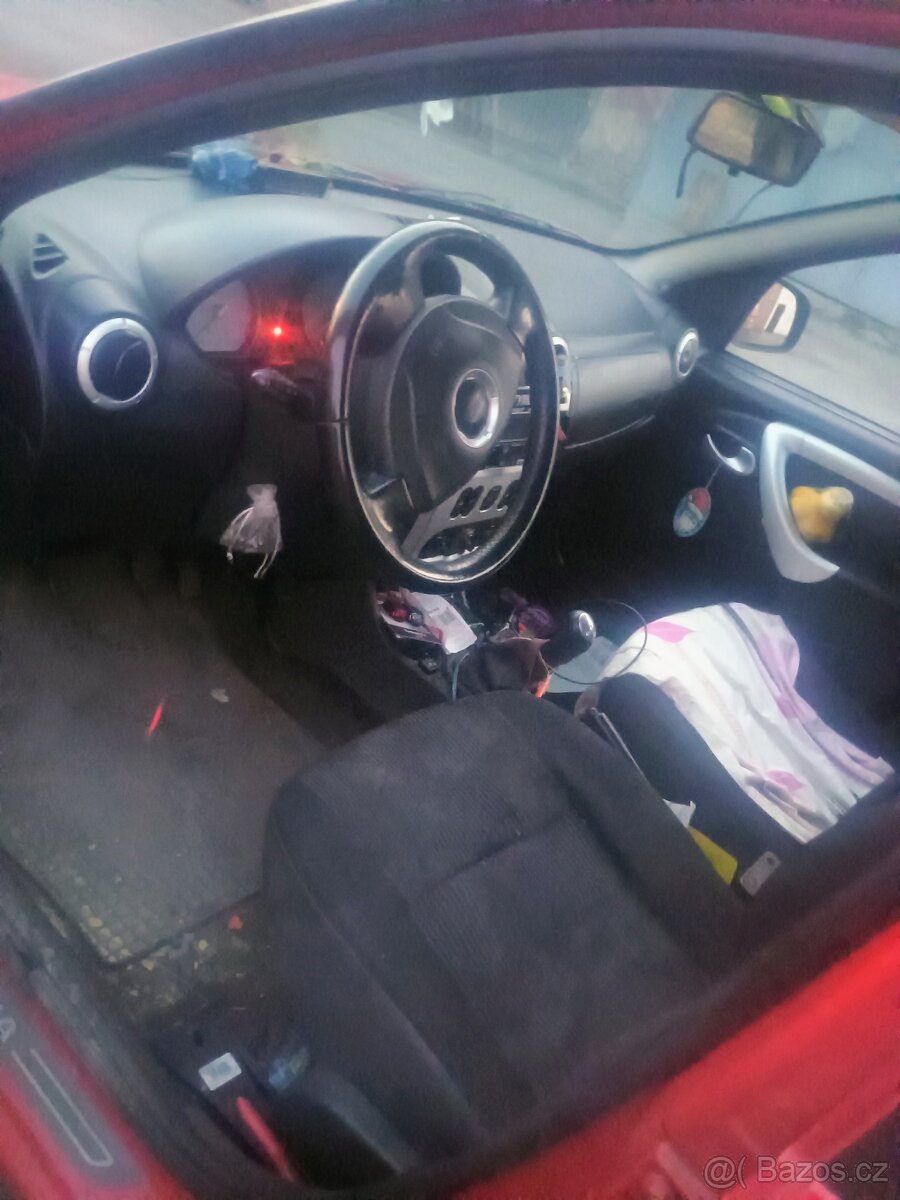 Sandero 1.6mpi 64kw LPG - 6