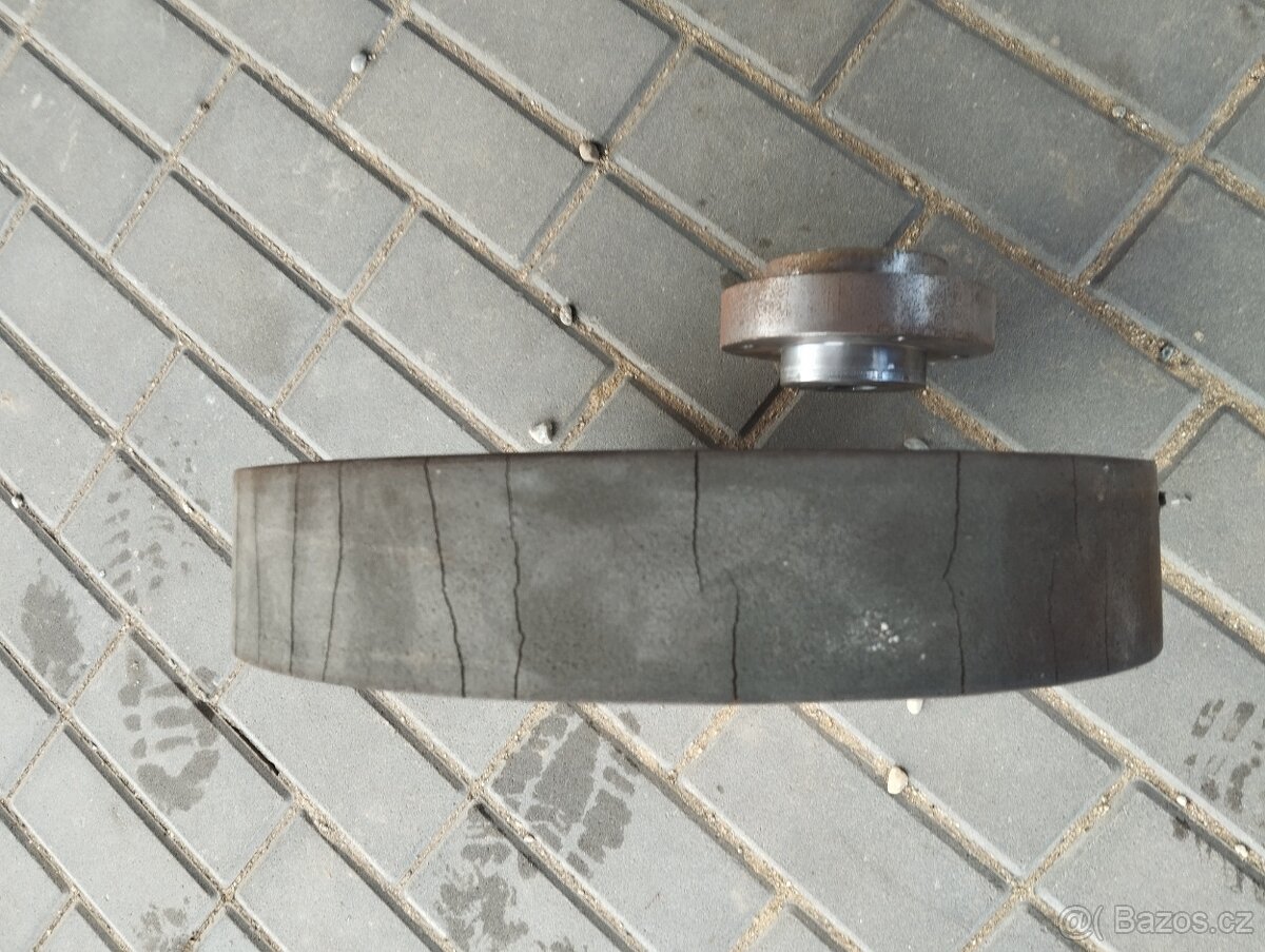 Hliníkové pogumované kolo - 6