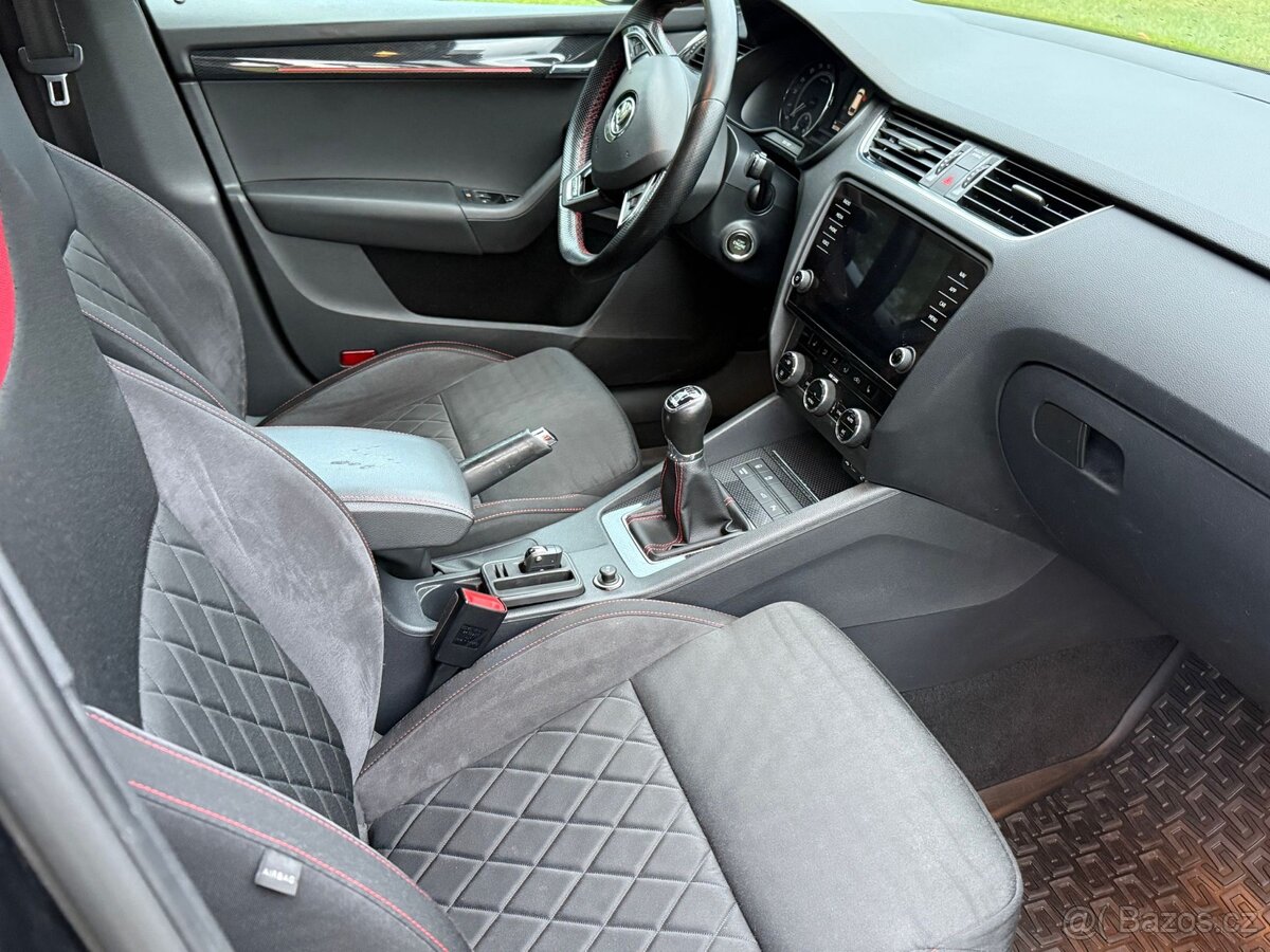 Škoda Octavia RS 135kW - 6