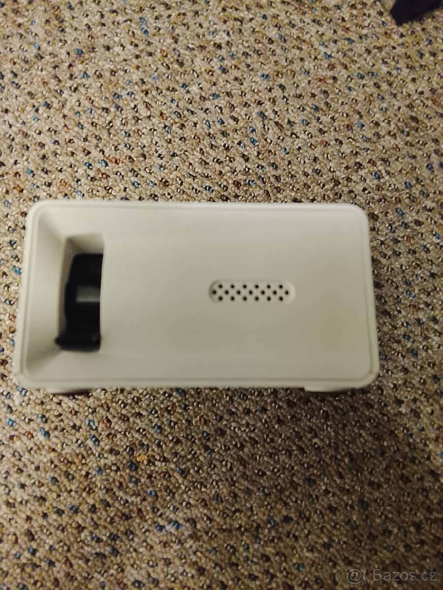 Prodám malý ale šikovný projektor - 6