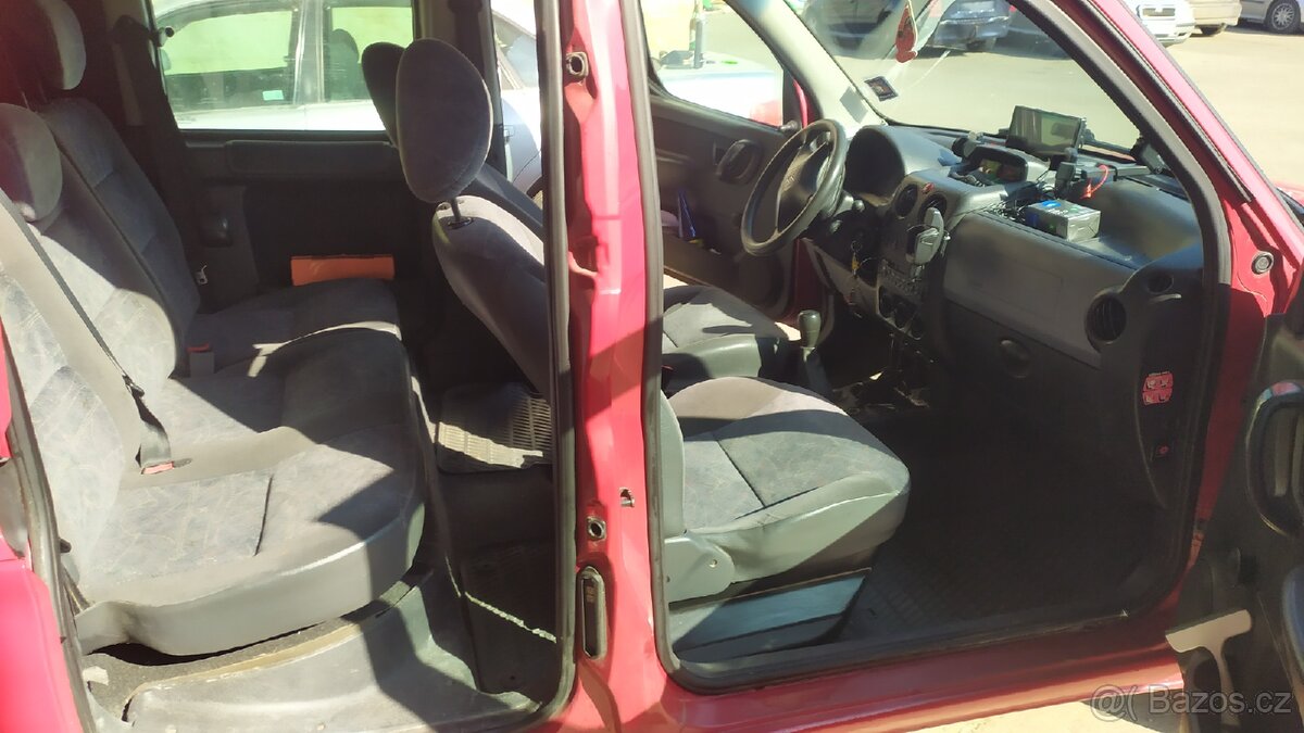 CITROEN BERLINGO II - 6