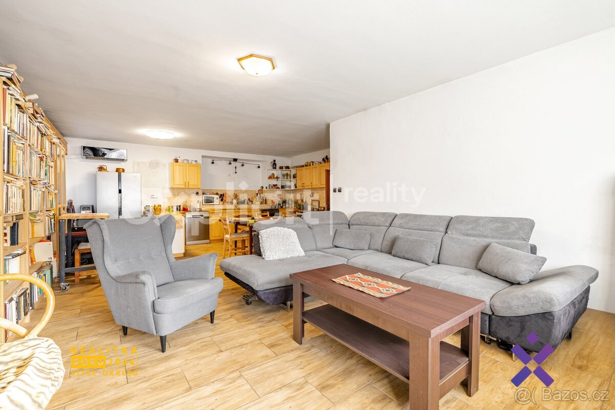 Prodej rodinného domu 250 m², Plumlov - Soběsuky - 6