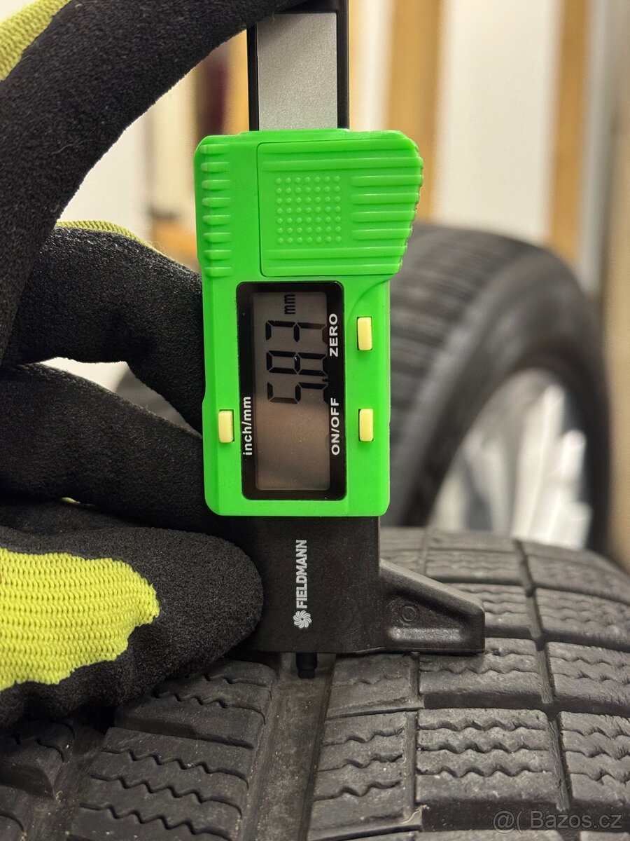 235/55 R18 zimní , originální sada Trinity Škoda Kodiaq - 6