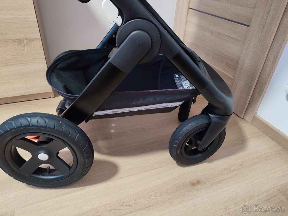 Kočárek Stokke + fusak a klínek zdarma - 6