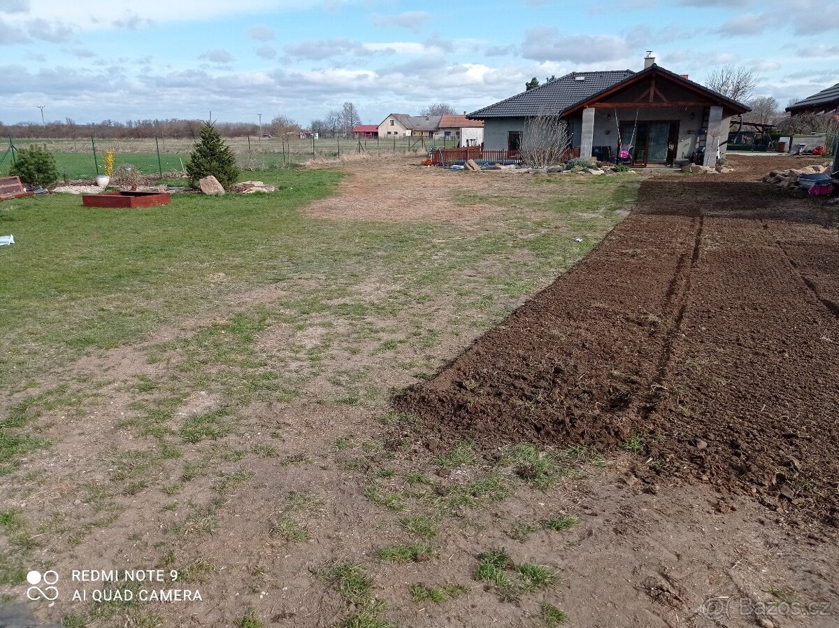 Zakládač trávníku - 6