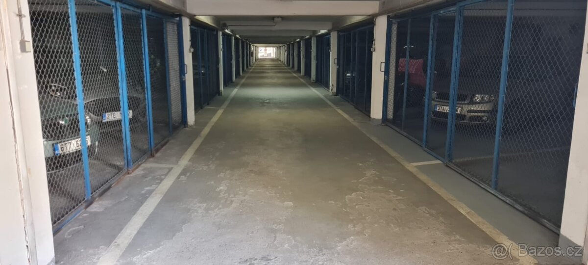 Garážové stání - 6