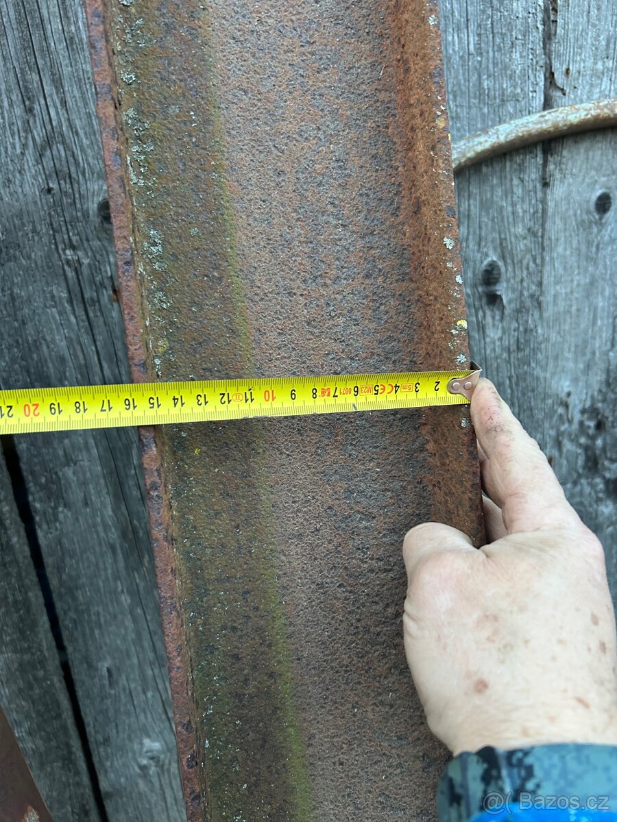 Prodám 4 traverzy ve tvaru I - 6