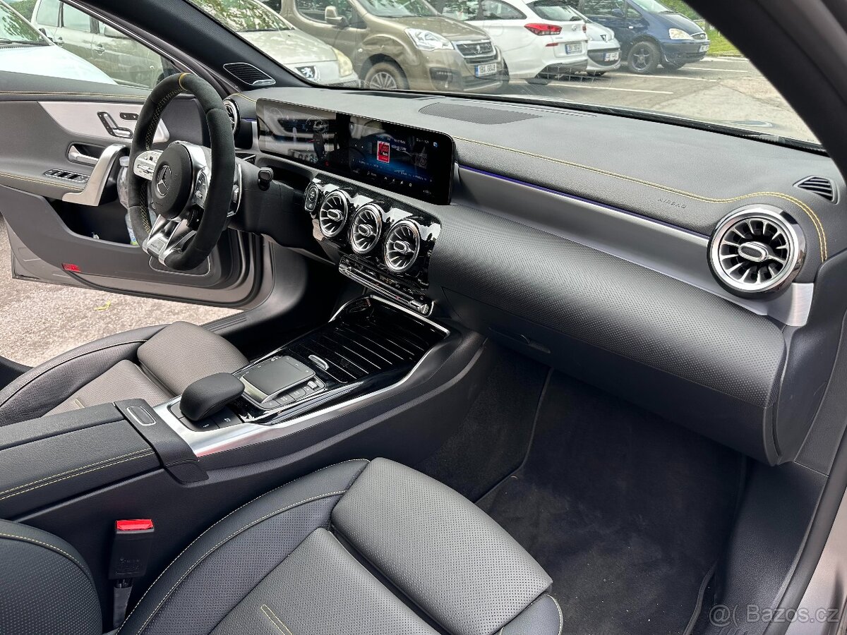 Mercedes AMG A 45S 4MATIC - 6