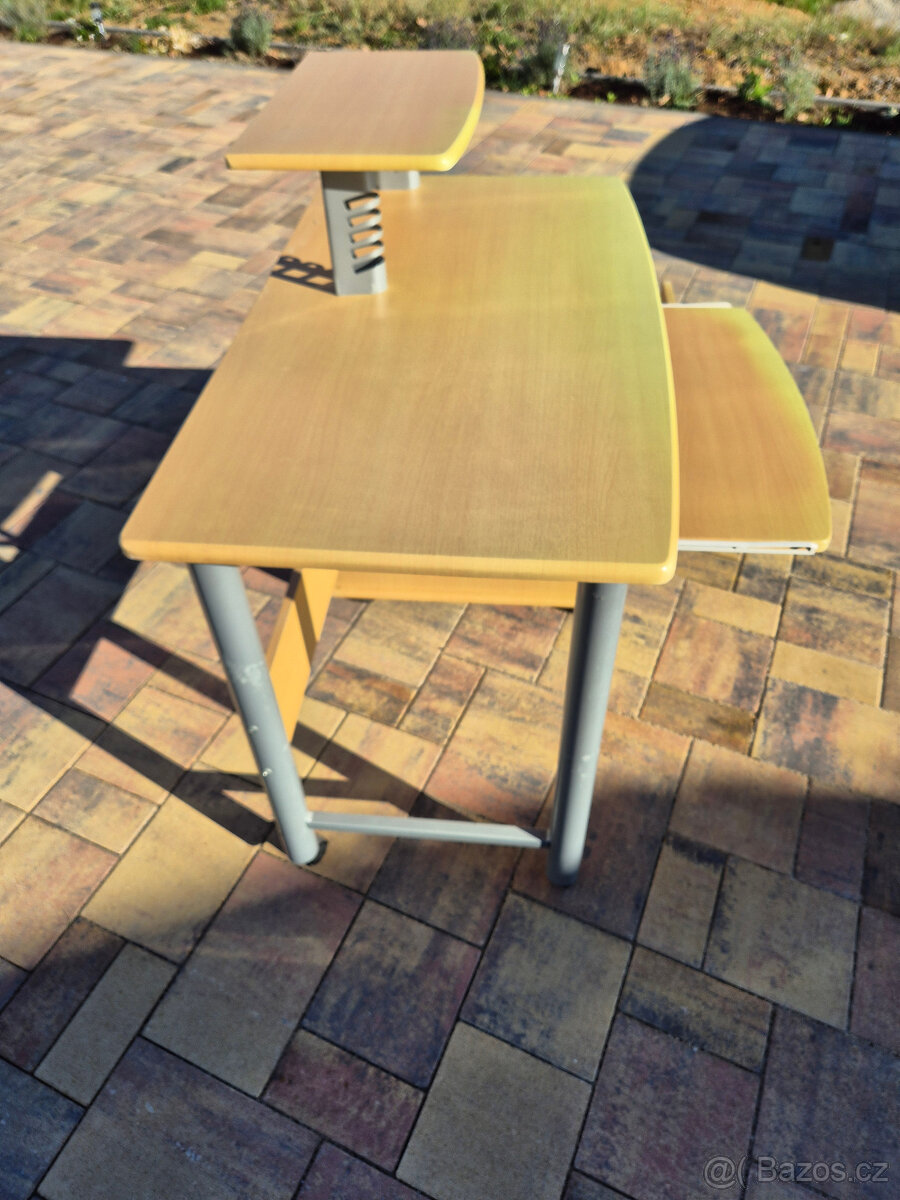 Počítačový stůl – zachovalý, levně - 6