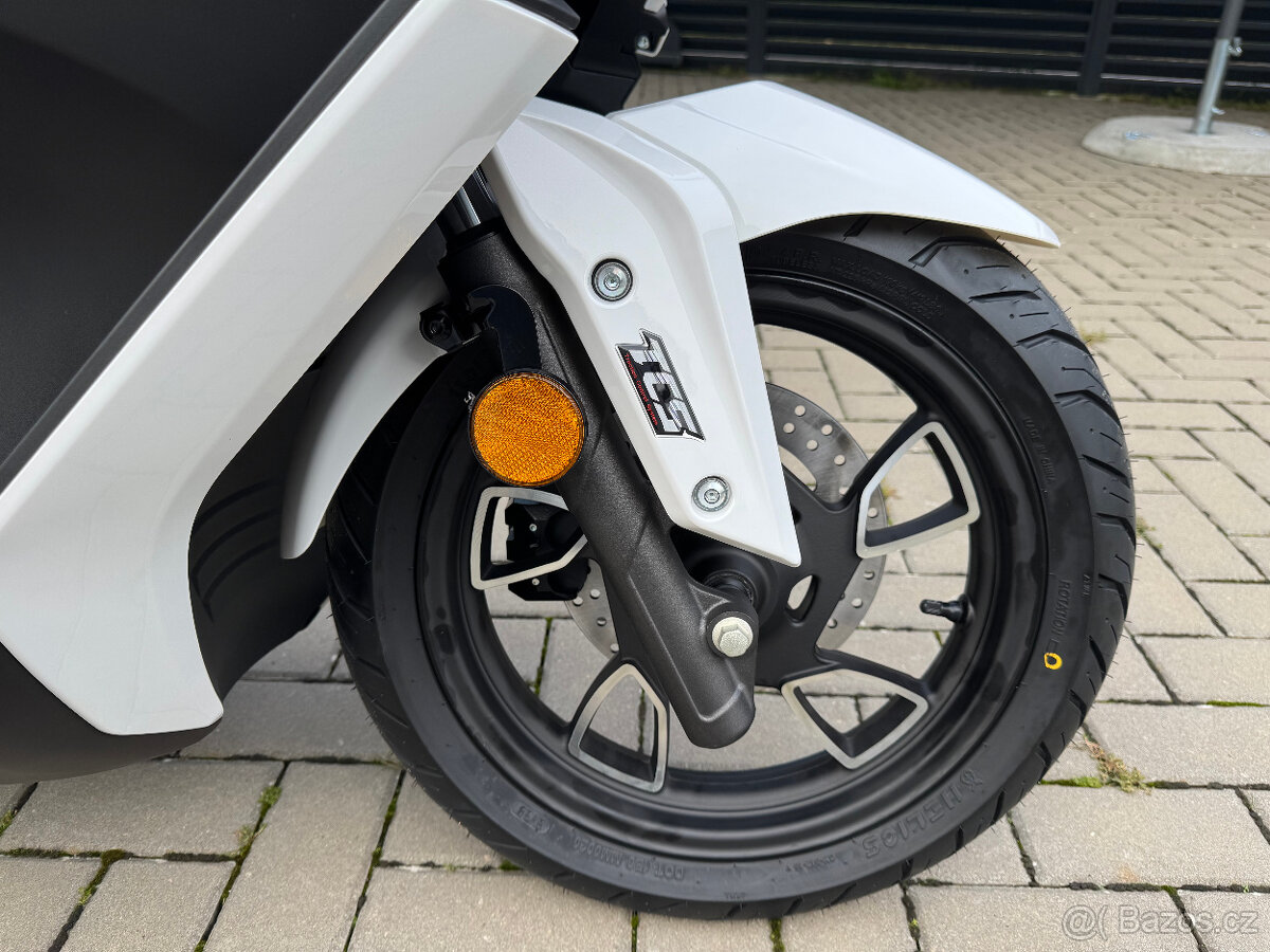 Voge SR1 125i GT - bílý - 6