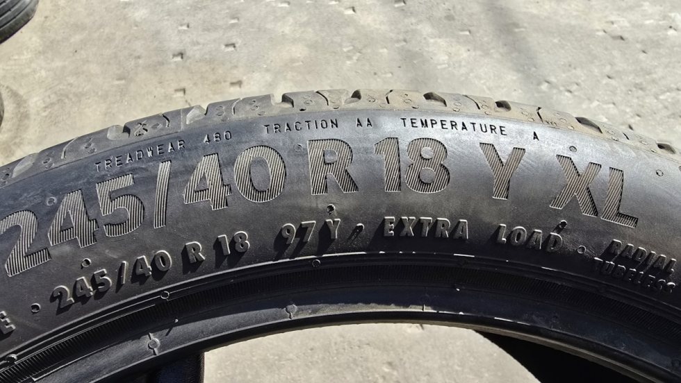 Letní pneu 245/40/18 Continental - 6