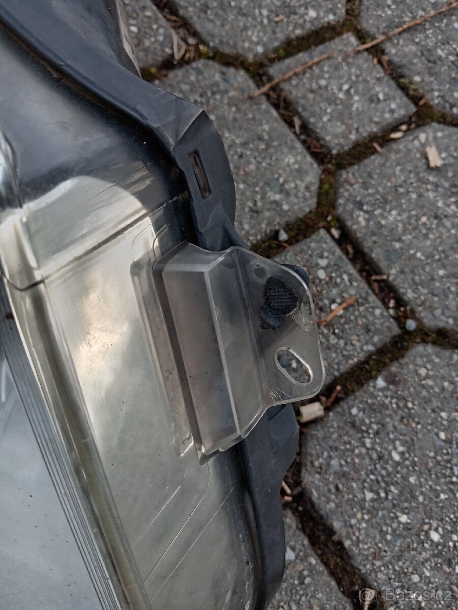 Přední pravé světlo Opel Corsa D - 6