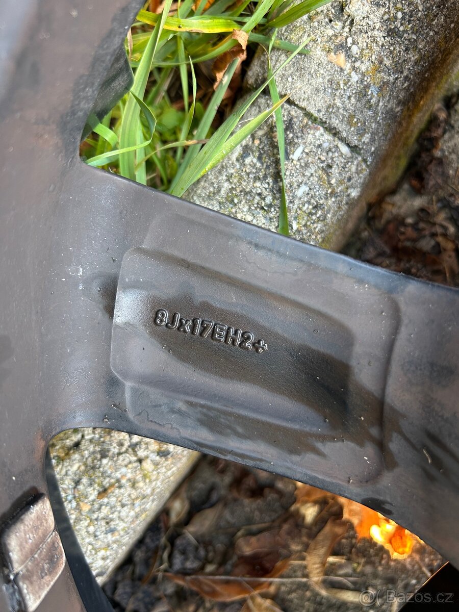 Dotz Hanzo R17 5x100 - 6