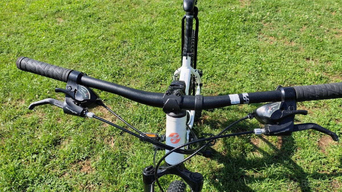 GHOST Lanao 1.6 white/blue - M 26" - 6