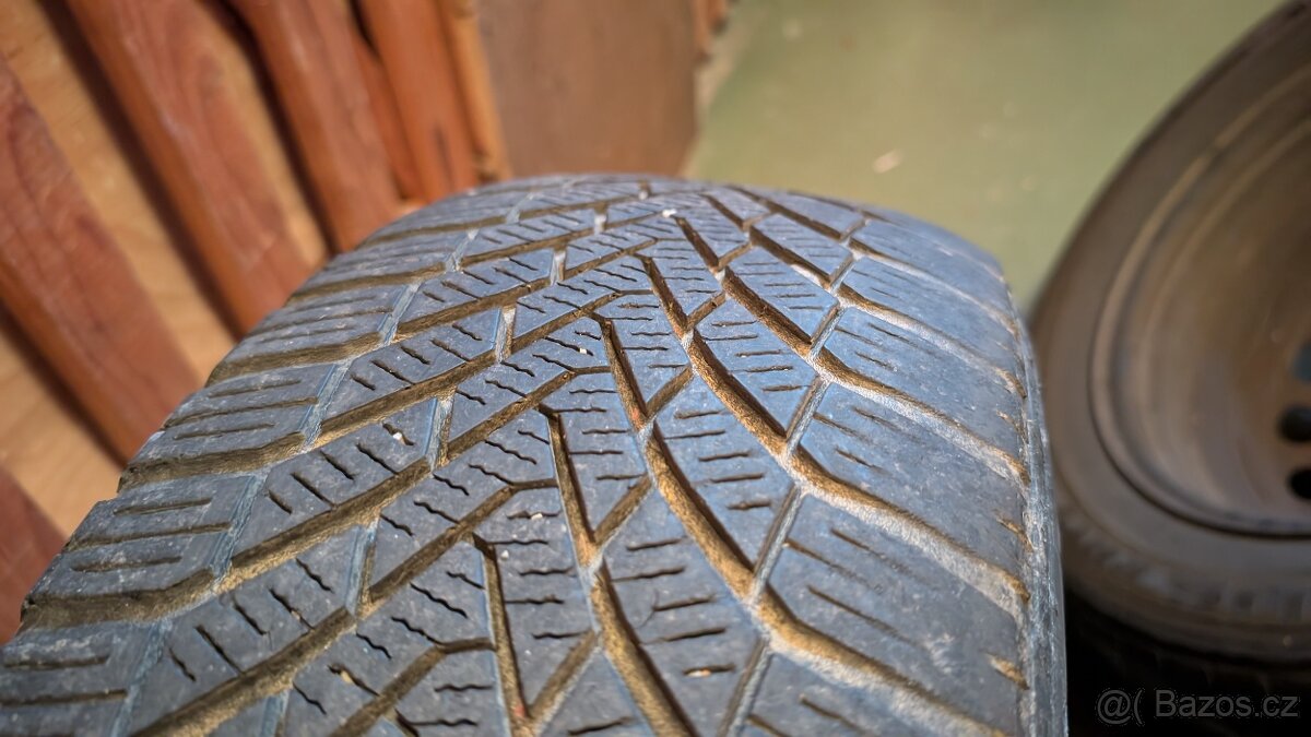 VW ocelové disky 15" + starší pneu - 6