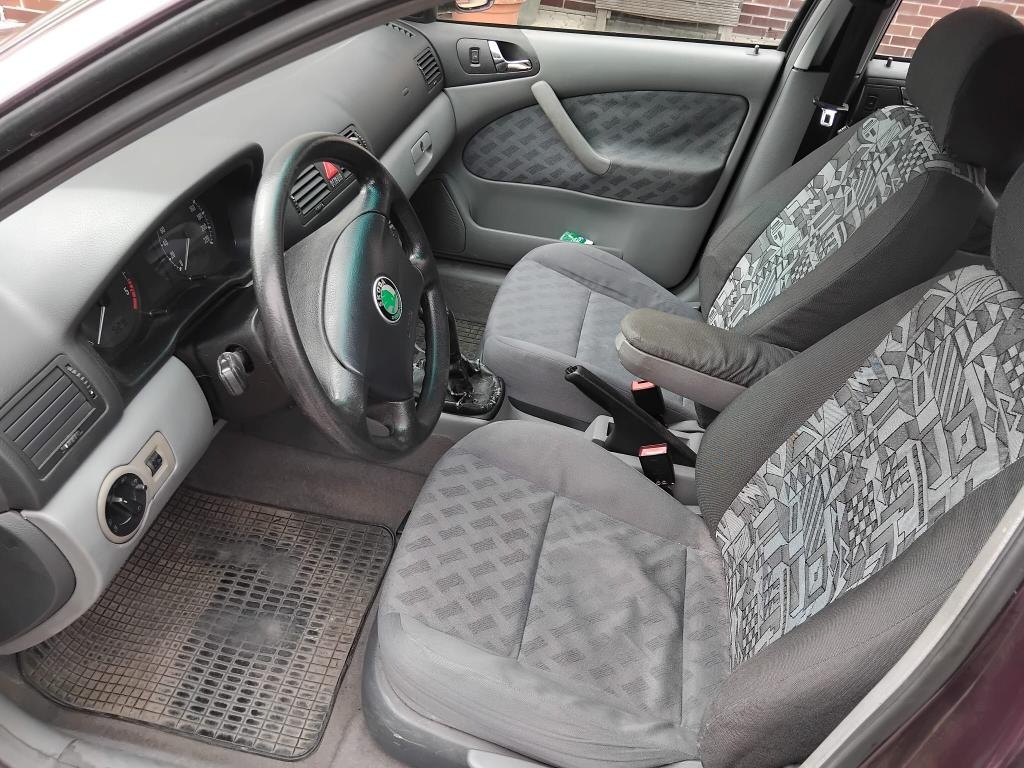 ŠKODA OCTAVIA COMBI 1.9 TDI - 6