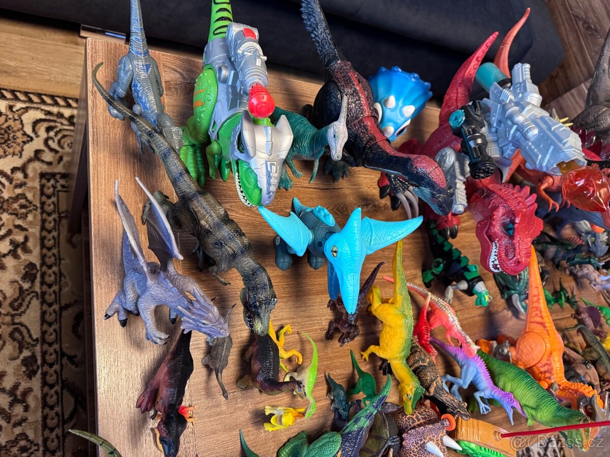Soubor Dinosaurů - 6