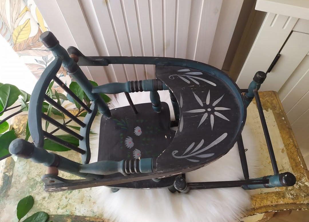 Dřevěná židlička pro penenky - 6