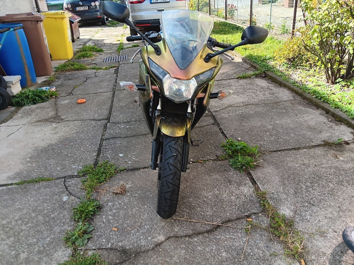 Honda CBR 125 - 6