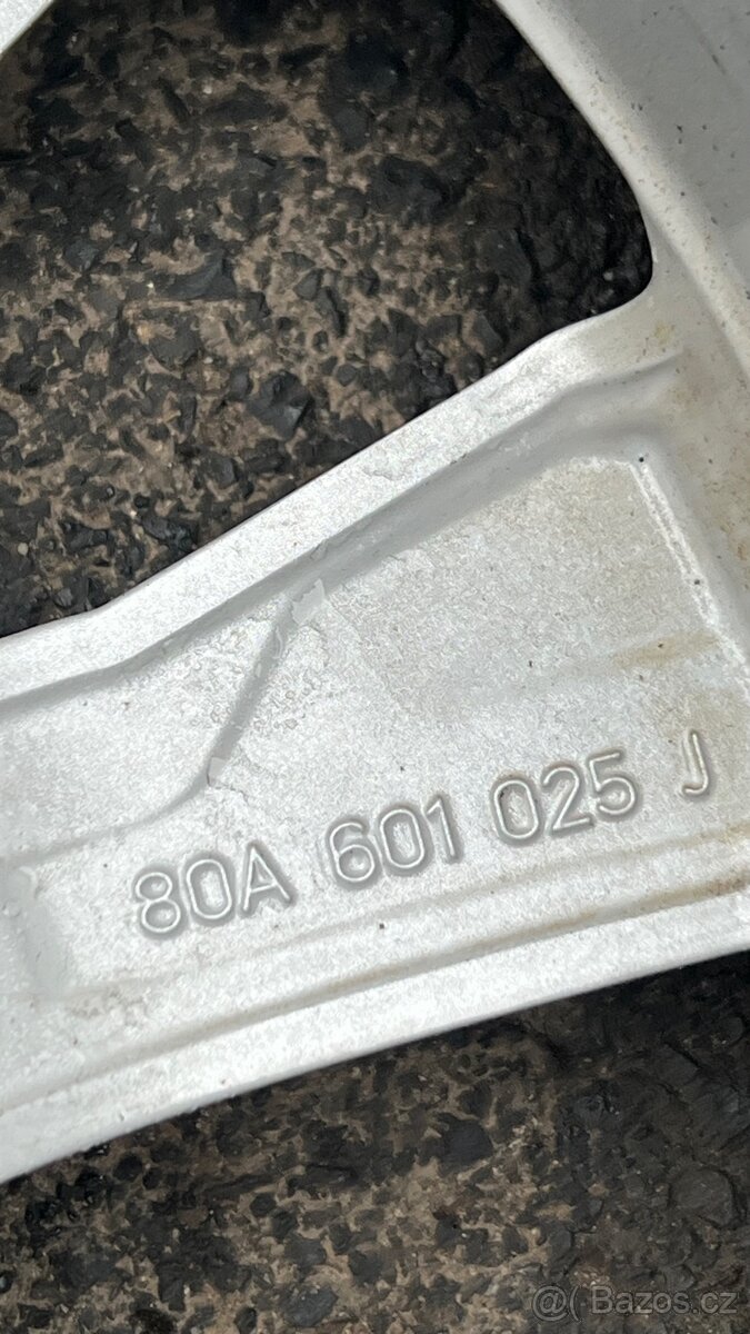 Sada zánovních letních ALU kol Škoda |5x112; 225/45/17| - 6