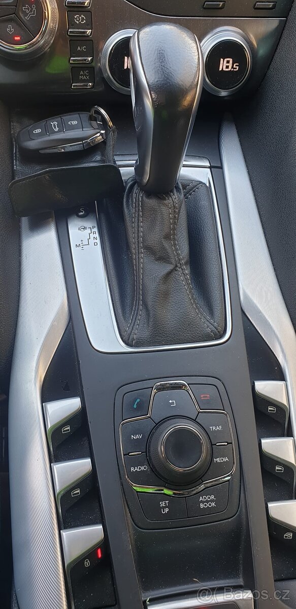 CITROËN DS5, 2.0. hatchback - 6