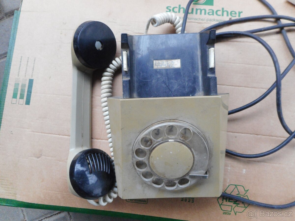 Telefoní přístroj - 6