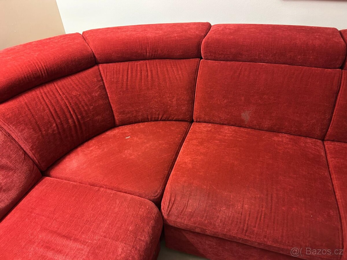 Velká rohová rozkládací sedačka pro 5 lidí + úložný prostor - 6