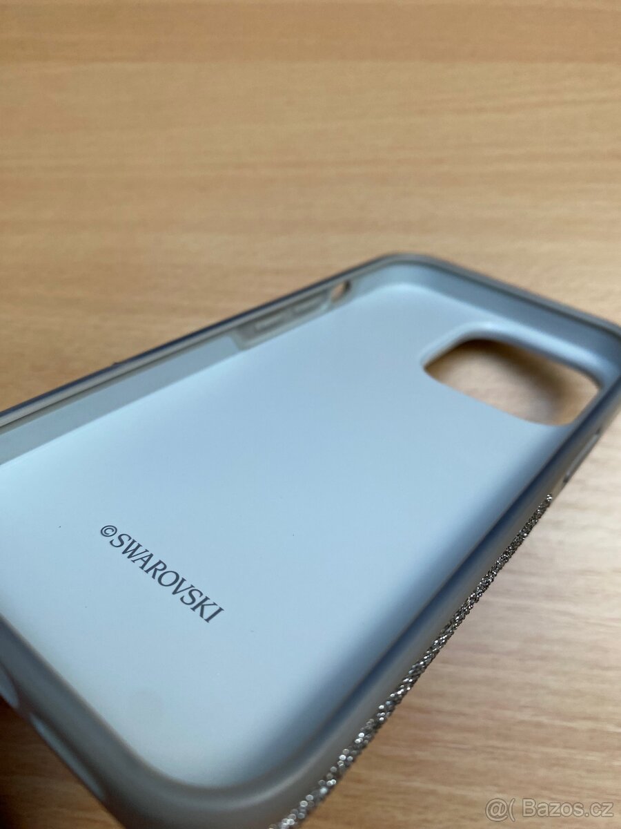Pouzdro na iPhone 14 Pro Swarovski Super Stav - 6