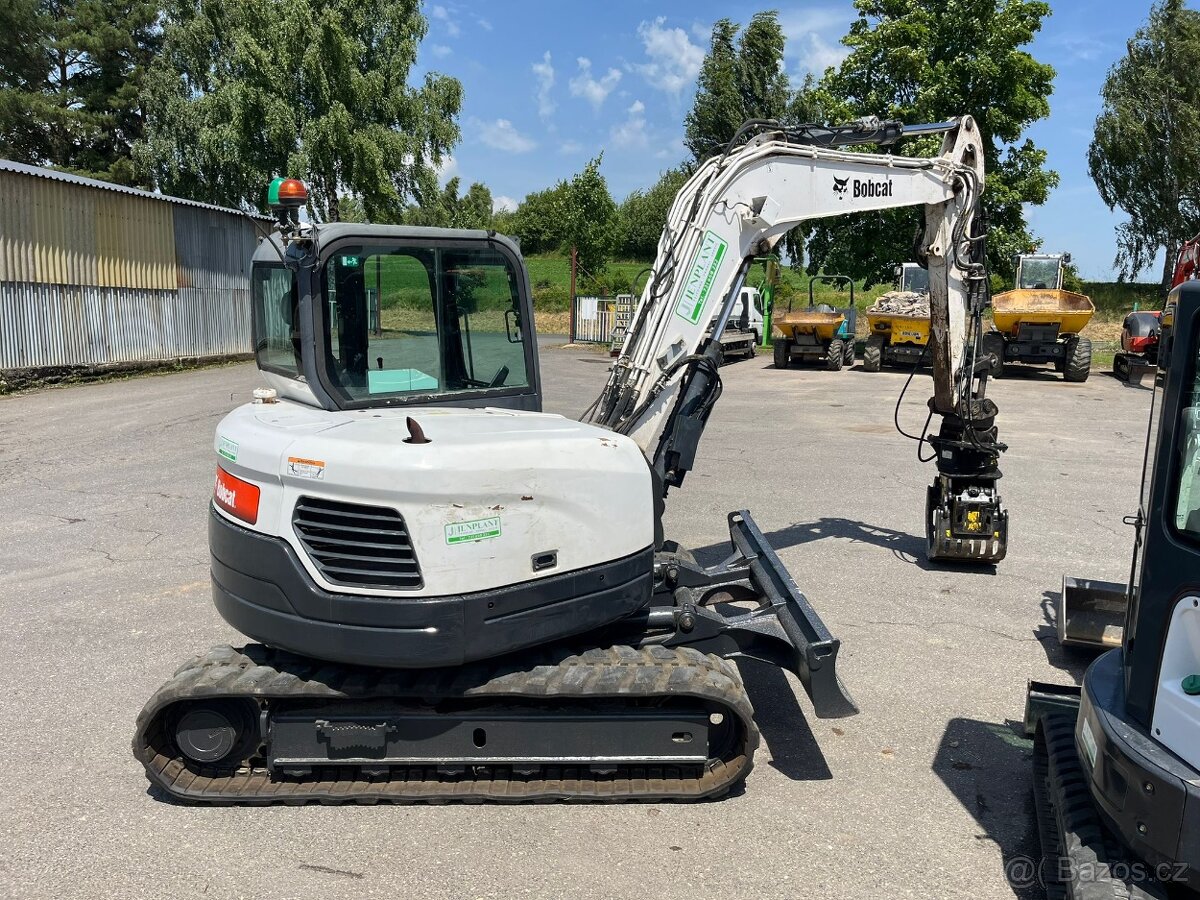 Pásový bagr Bobcat E85 - 6