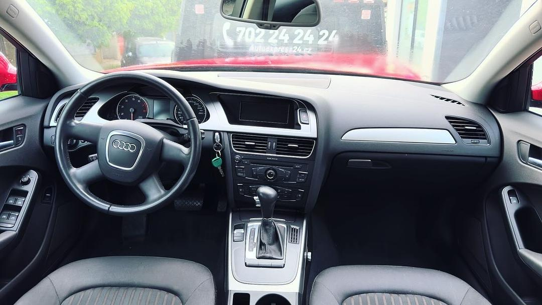 Veškeré náhradní díly Audi A4 B8 8K sedan 2009 CDHB KSN LY3J - 6