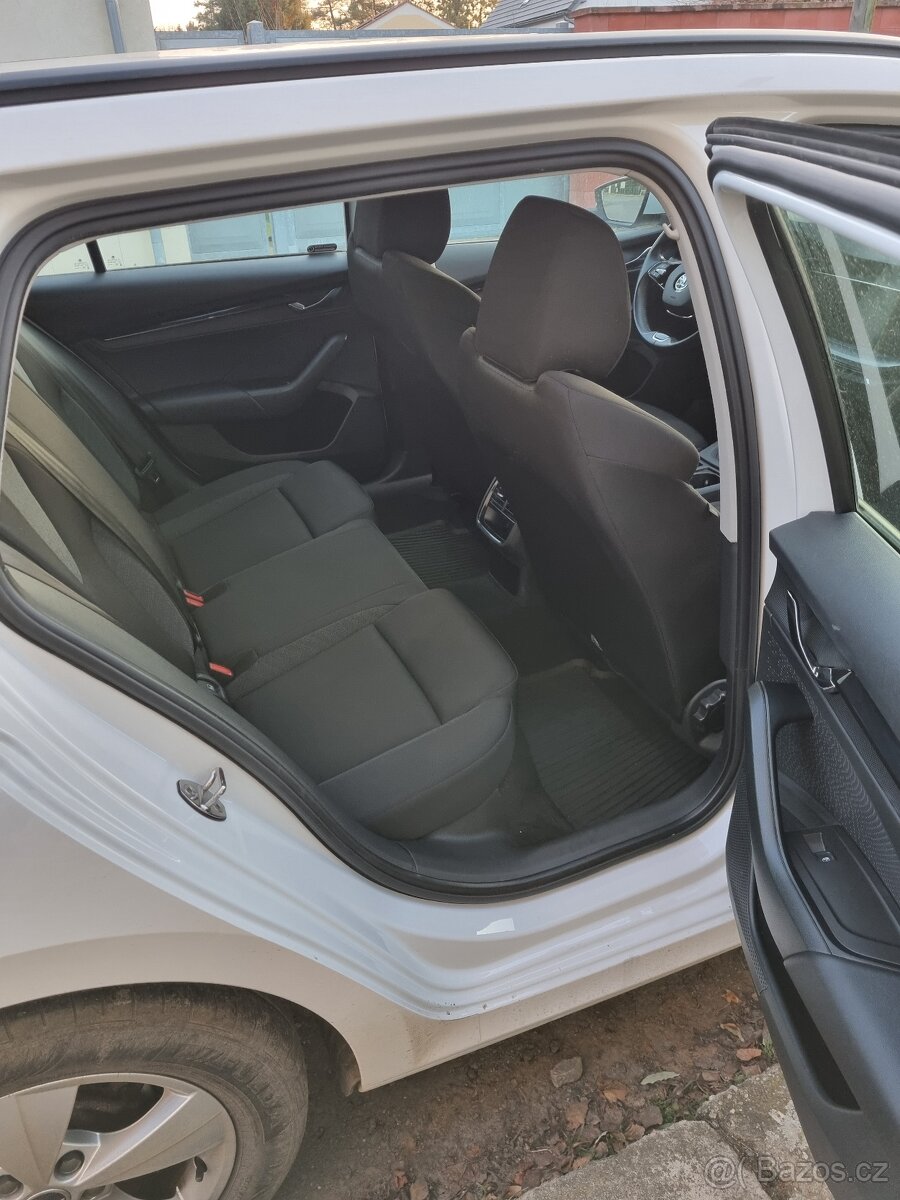 Škoda Octavia 4 Combi 1.0tsi 81kw 2022 - 6