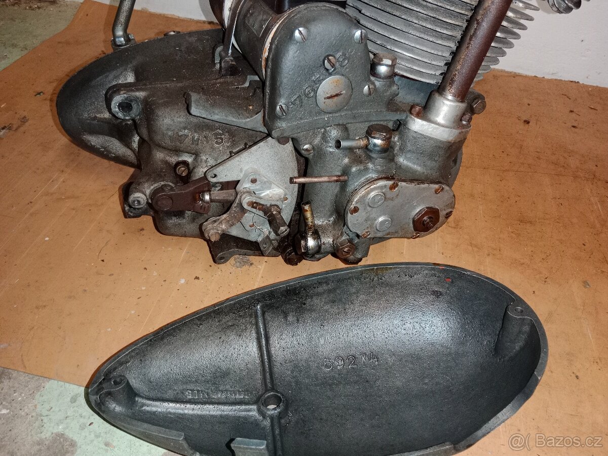 Motor Jawa 500 OHC - 6