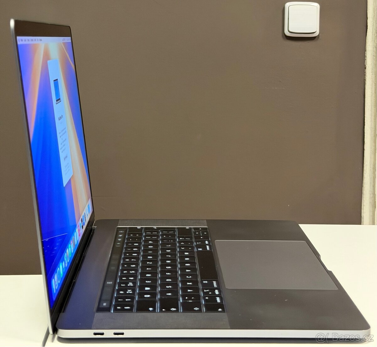 MacBook Pro 15” 2019 /16GB RAM/Intel i9/512GB SSD/Záruka - 6