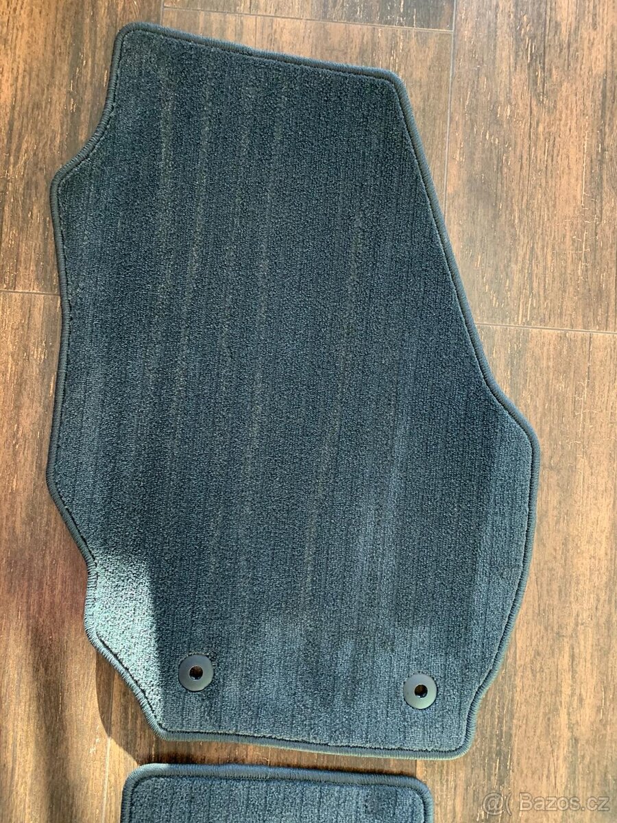 textilní koberce originál Volvo V70 / XC70 (2008-2016) - 6