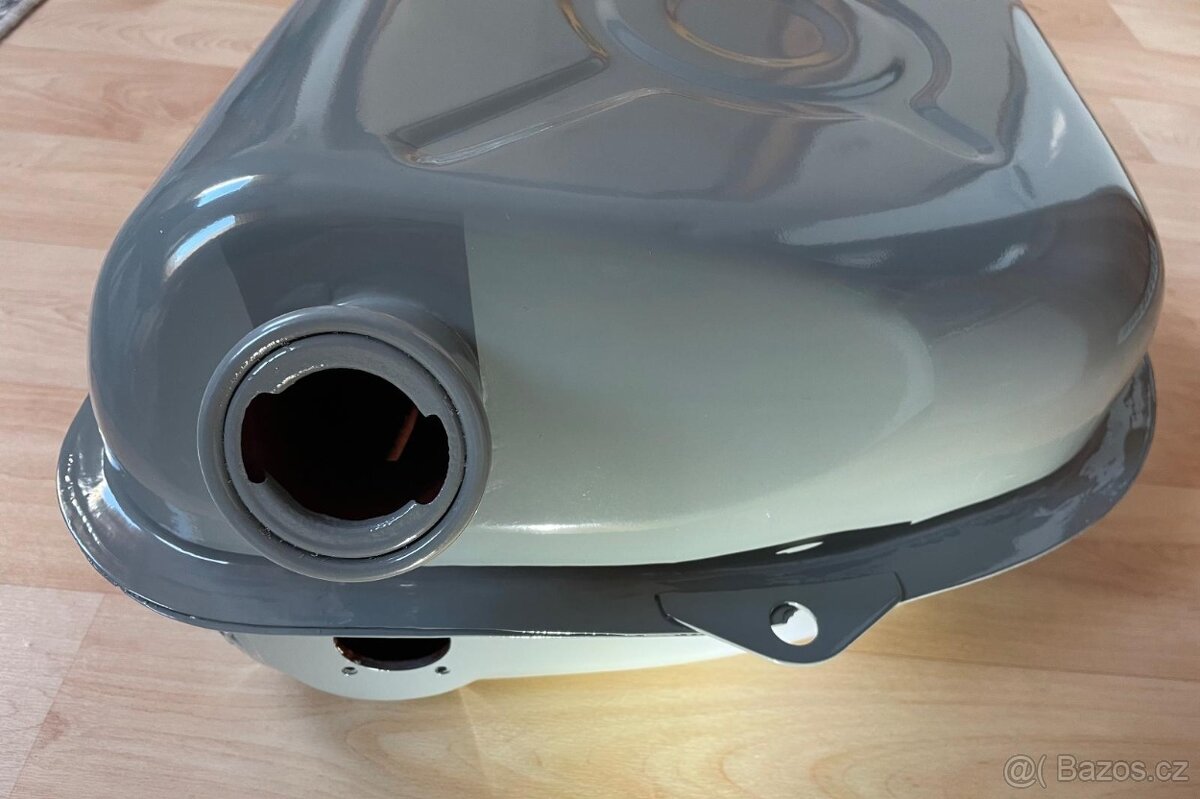 Nádrž zrenovovaná s bočním plněním na Škoda Octavia, Felicia - 6