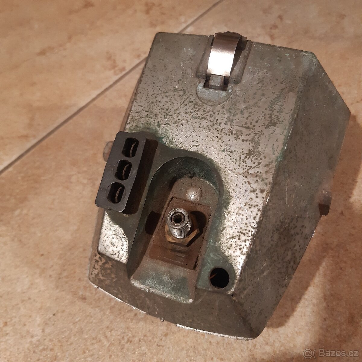 Přední světlo s tachometrem - 6