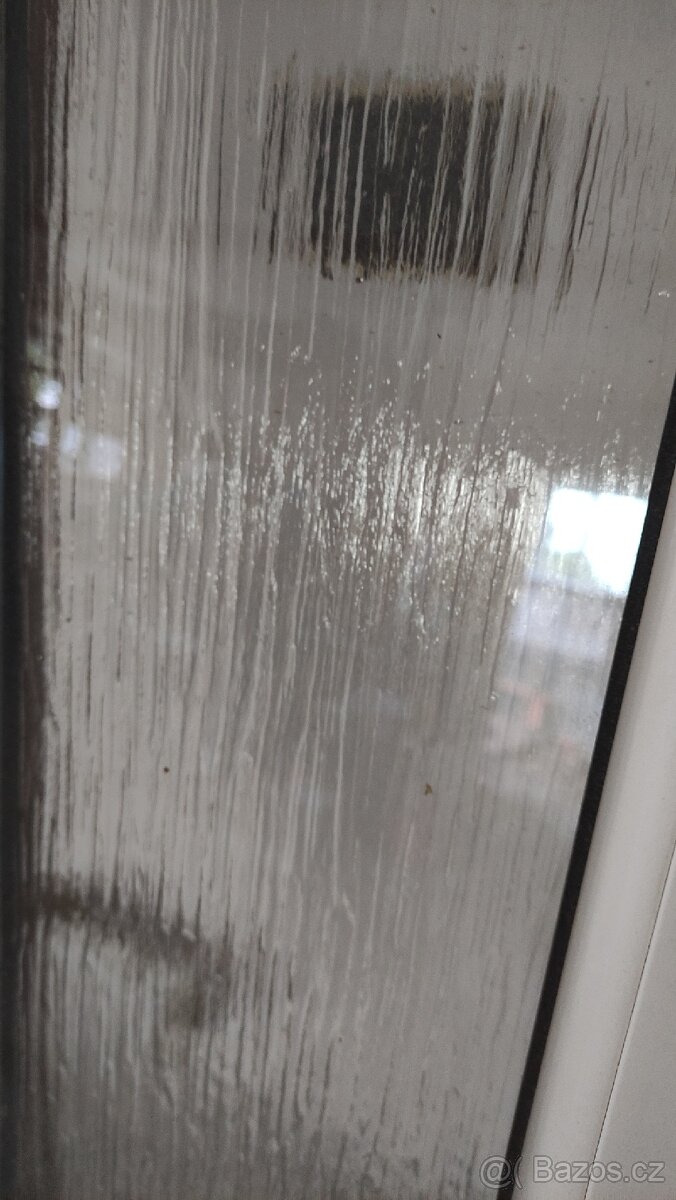 Vchodové bezpečnostní dveře, bílo-hnědé - 6