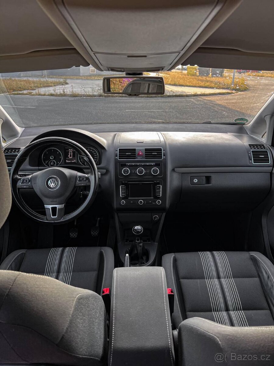 VW Touran - 6