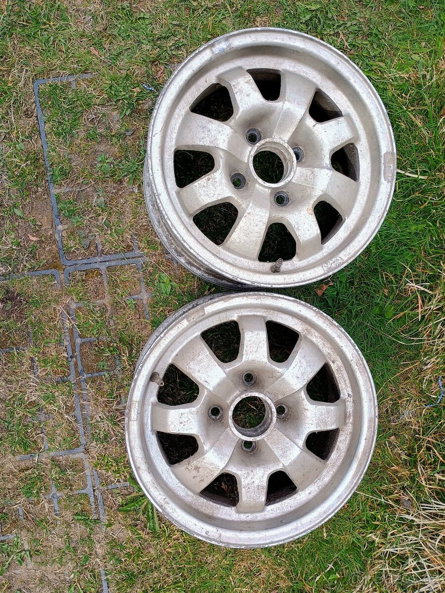 Porsche 924 díly - 6