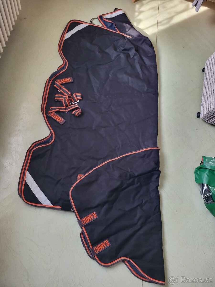 Výběhová deka Rambo Supreme turnout 200g+krk150g,vel.130 - 6